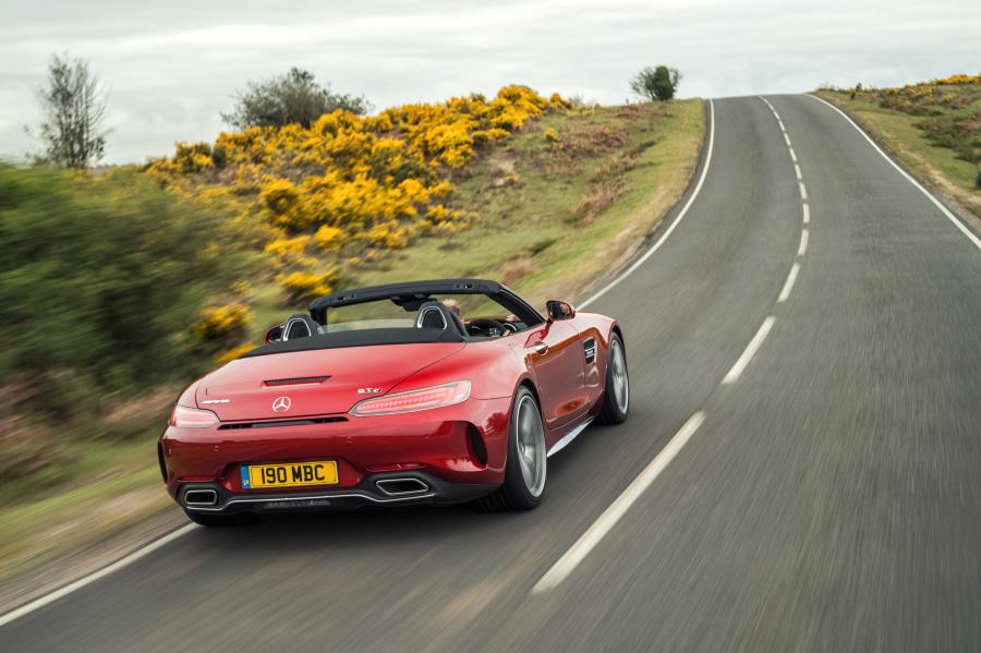  Mercedes-AMG GT C Roadster 2017 года  (UK) (фото 13 из 40)
